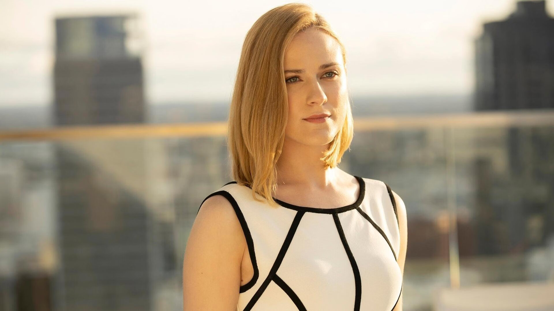 九游登录入口-_城市骑行马拉松：绿色出行引领新风尚_，穿骑行服跑马拉松