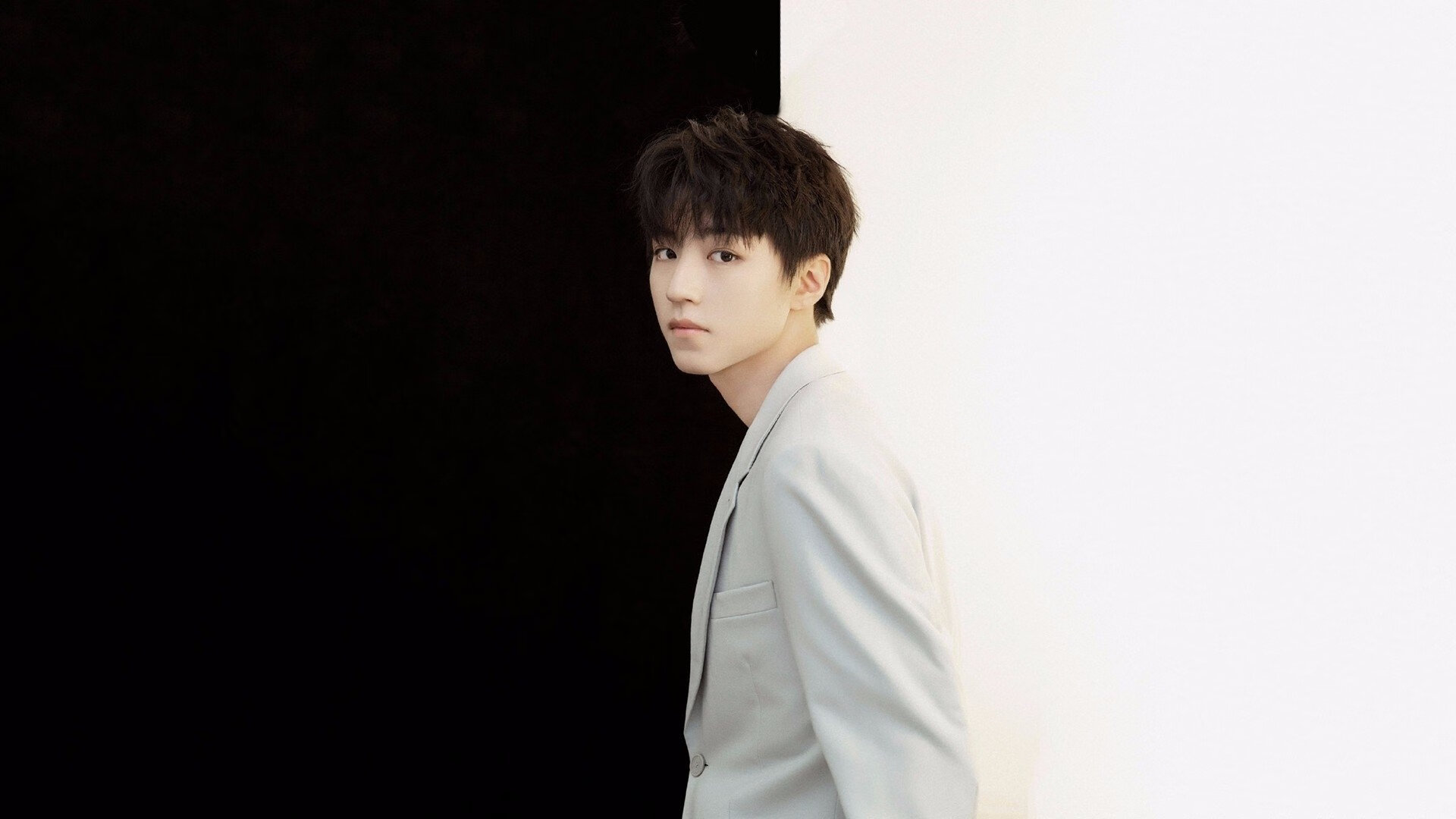 _马拉松纪录挑战:突破自我极限_,马拉松新纪录