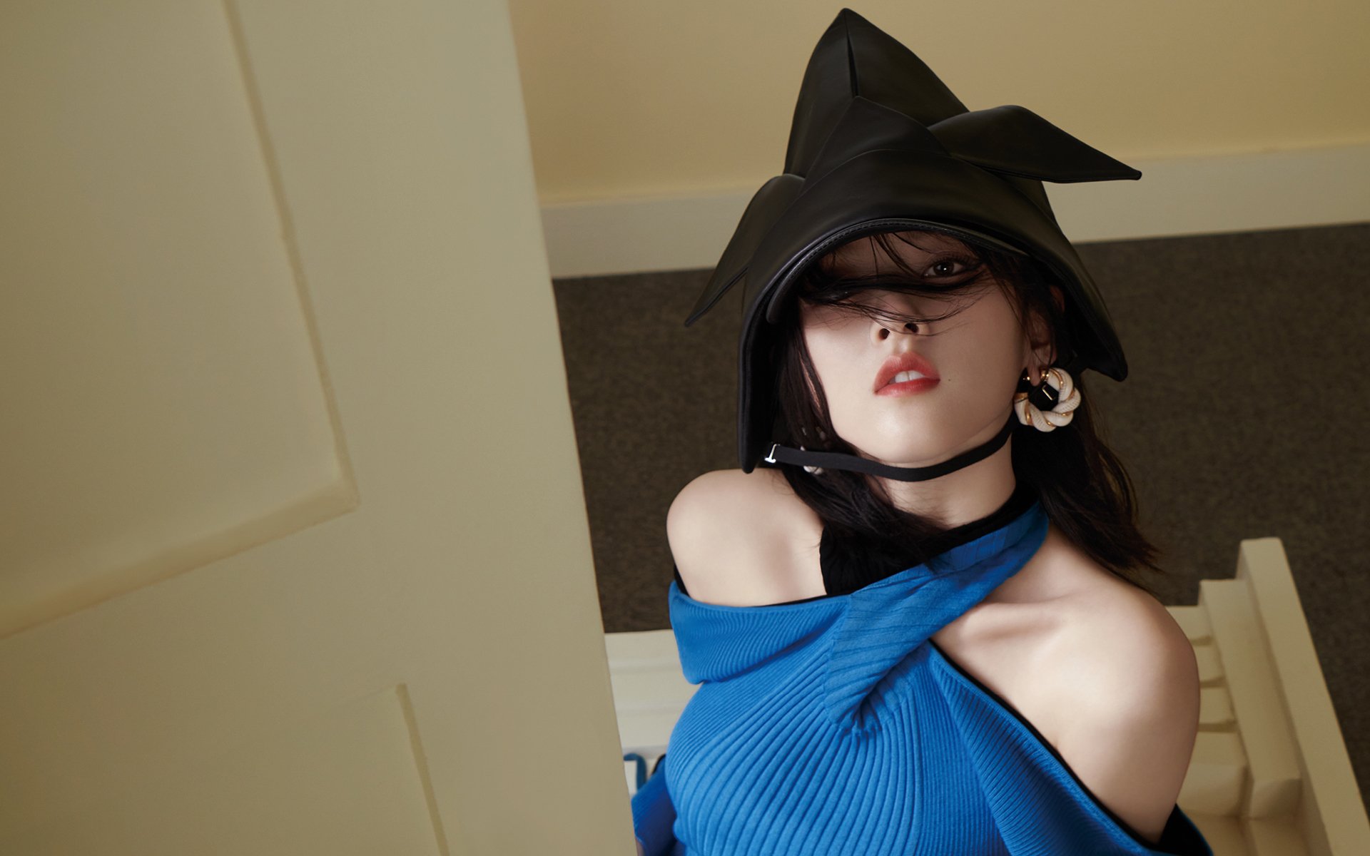 篮网板凳发力再下一城,篮网新主场地板