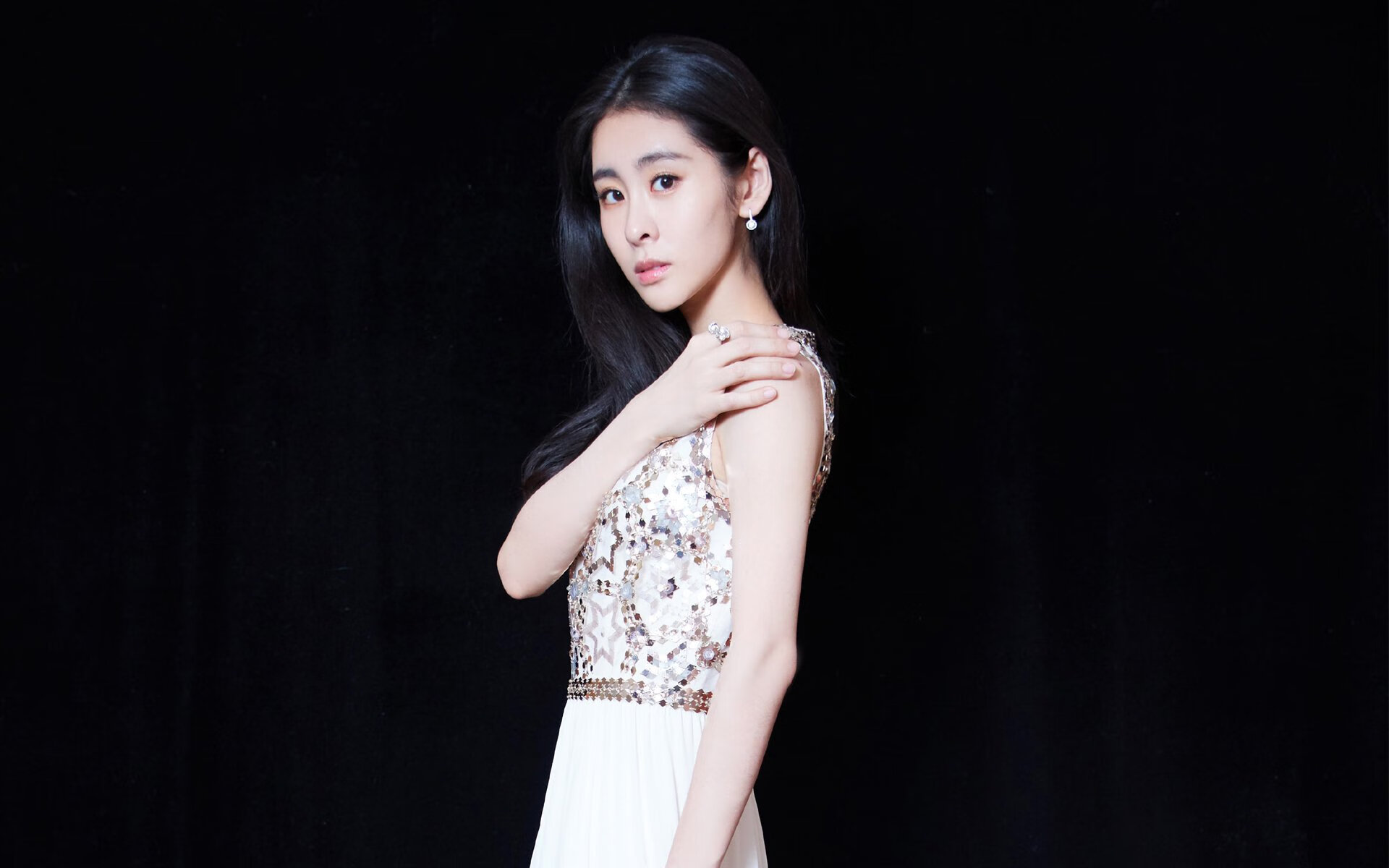 舍甫更连胜比利亚雷亚尔,队形大振,ufc舍甫琴科哪个国家